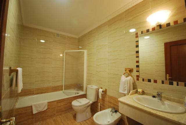 Hotel Arenas De Cabrales- Apartamentos 외부 사진