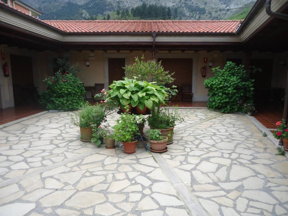 Hotel Arenas De Cabrales- Apartamentos 외부 사진